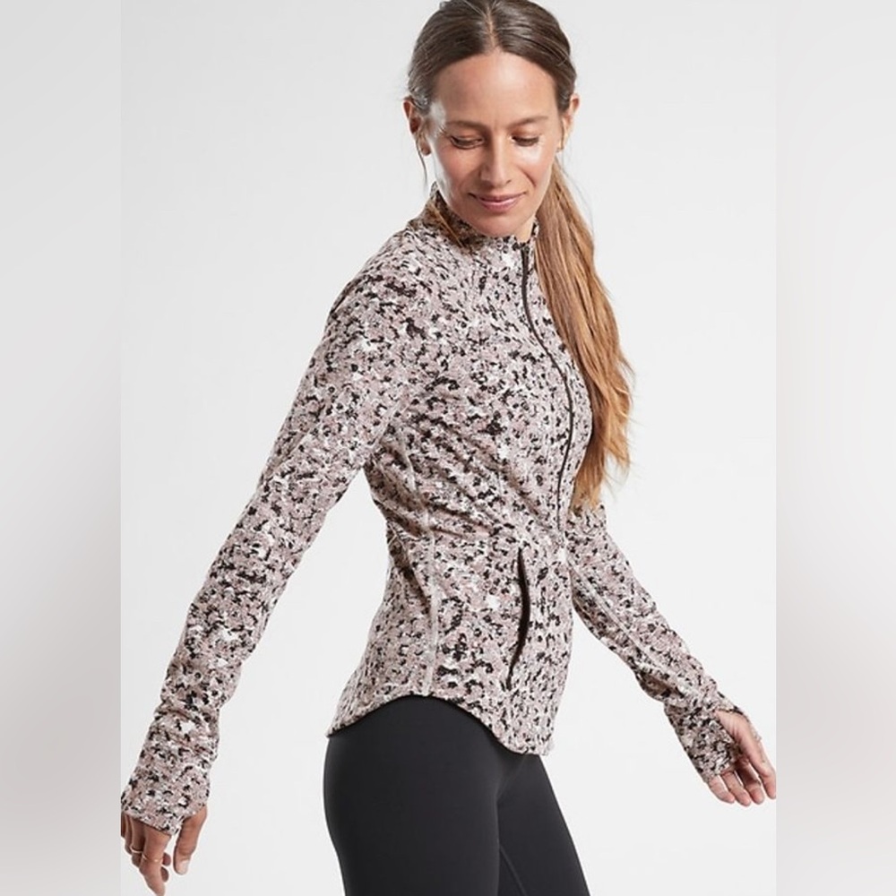 Athleta Jacket Xsmall - Salutation color meadow- decadent chocolate- yoga ect